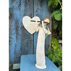 Figurka ceramiczna ręcznie wykonana anioł z fletnią dekoracja do domu